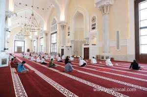 friday-prayers-held-at-imam-muhammad-mosque-exclusivelyqatar