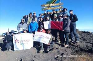 qatar-foundation-students-conquer-mount-kilimanjaro_qatar