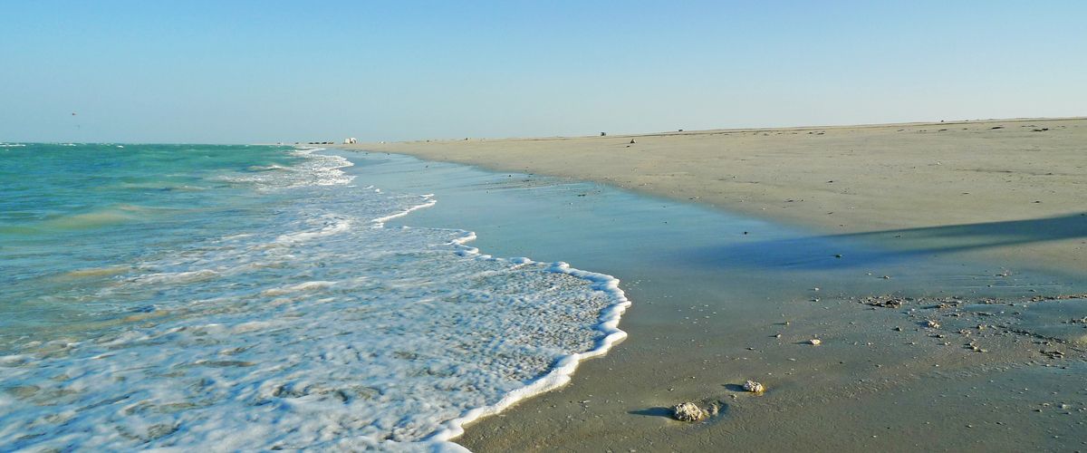 Al Maroona Beach, Qatar